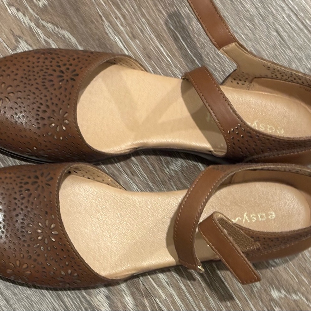 Brown genuine leather flats